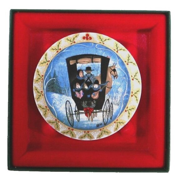 ANNA-PERENNA Family Joy 3.25" handing porcelain disc, numbered F324/5000 - Picture 1 of 3